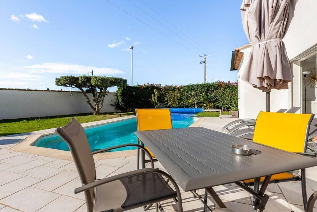 Studio Neuf Avec Acces Piscine Valergues Dış mekan fotoğraf