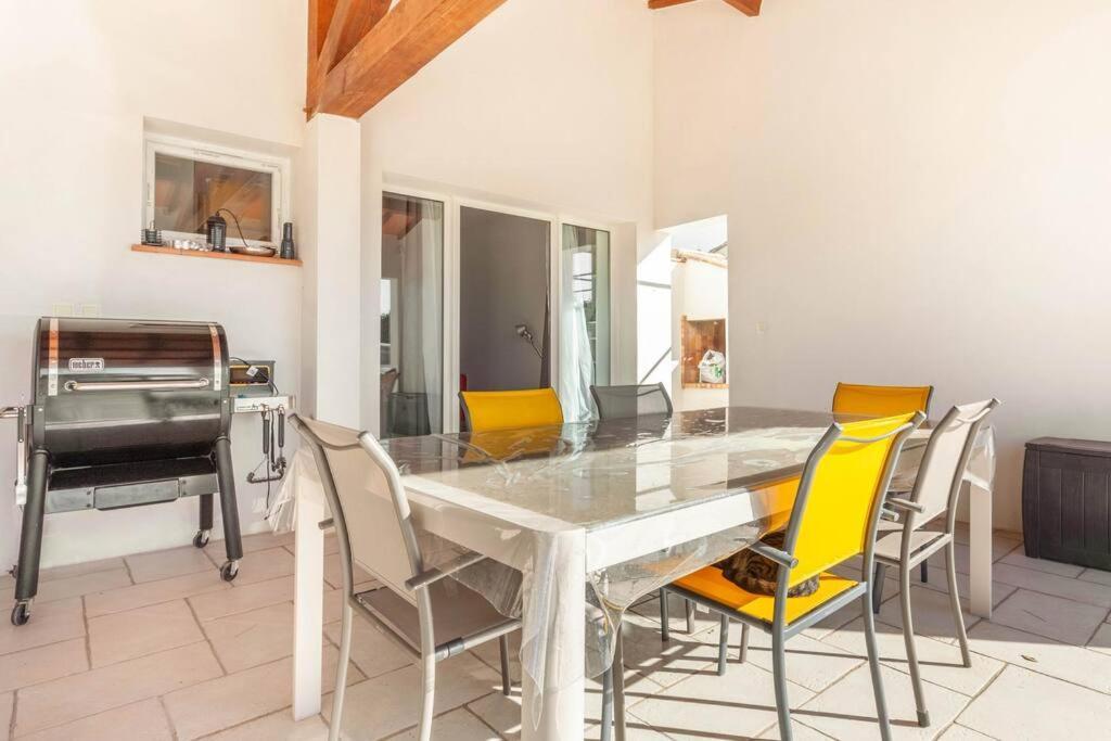 Studio Neuf Avec Acces Piscine Valergues Dış mekan fotoğraf
