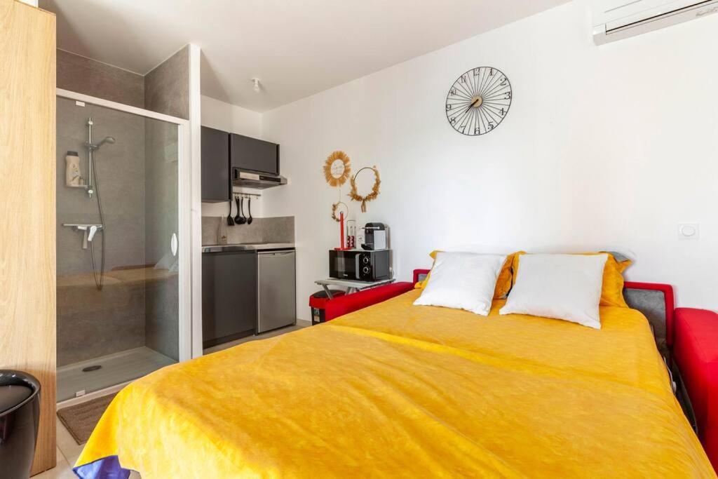 Studio Neuf Avec Acces Piscine Valergues Dış mekan fotoğraf